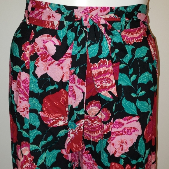 ELLE Wide-Leg Floral Pants - Tropical Treasure - Picture 4 of 7